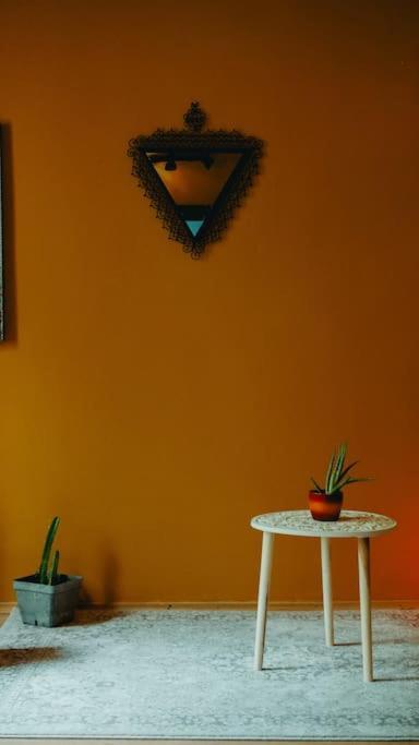 Sahara Studio With Shared Bathroom In City Centre Bratislava Eksteriør billede